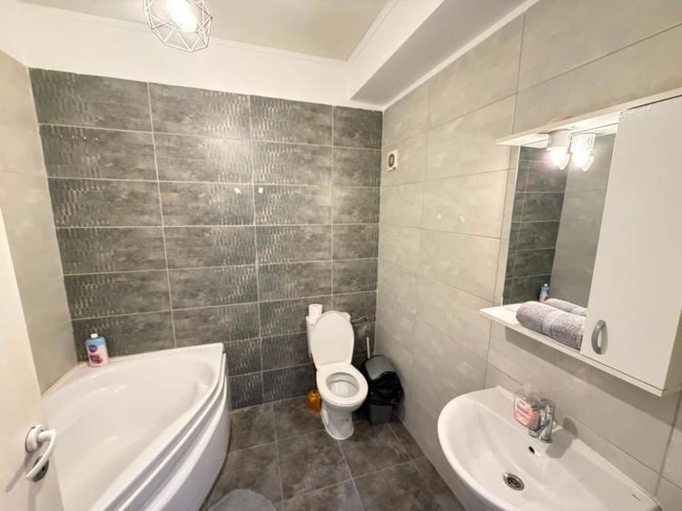 Apartament cu 2 camere decomandat, mobilat în Roșu