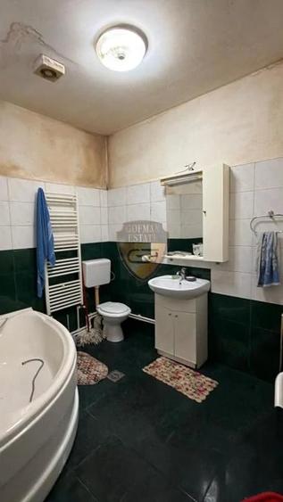 Casă cu 4 camere cu Teren 1025 Mp în Lumina