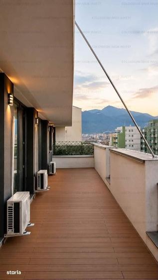 Apartament cu 3 camere decomandat în Tractorul
