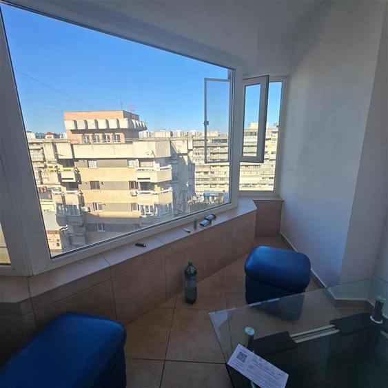 Apartament cu 3 camere decomandat în Alexandru cel Bun