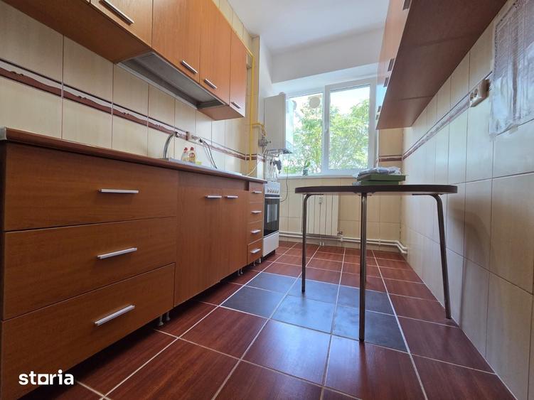 Inchiriez Apartament 2 camere str Babadag Zona foarte Buna - 4