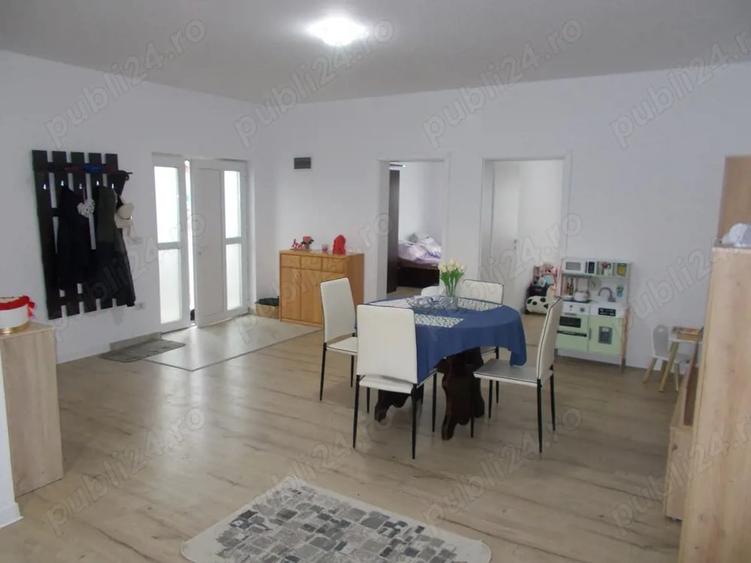 Casă cu 4 camere în Becicherecu Mic