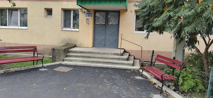Apartament cu 2 camere semidecomandat în Fălticeni