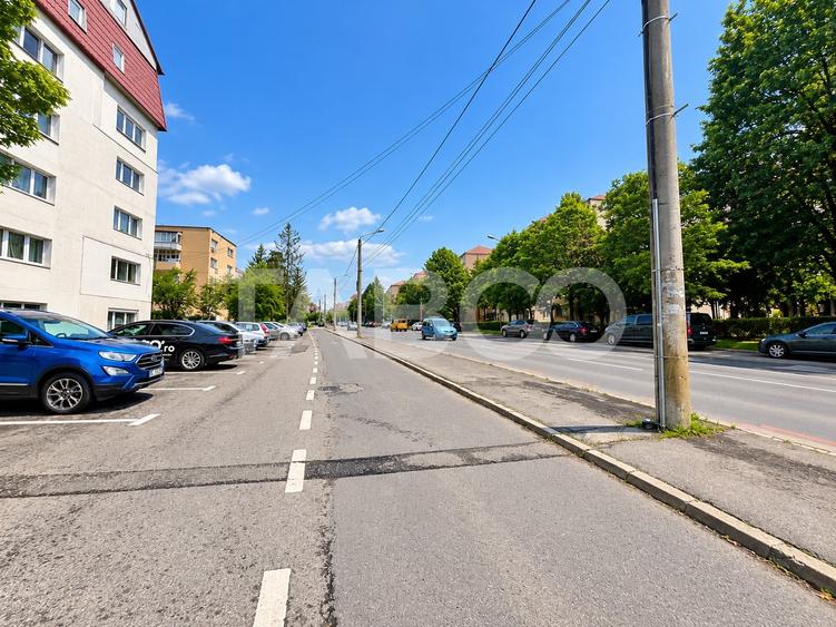 Apartament cu 2 camere semidecomandat, mobilat în Mihai Viteazul