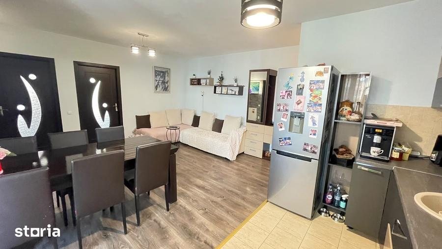 Apartament cu 3 camere în Florești