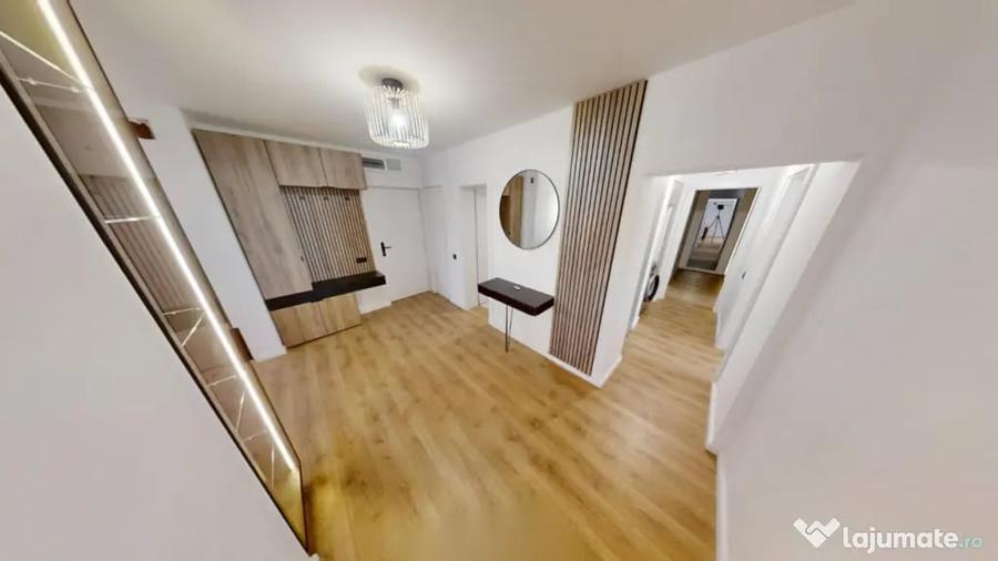 Apartament cu 4 camere decomandat în Zorilor