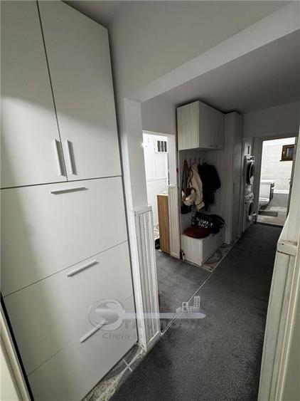 Apartament cu 4 camere decomandat în Cug