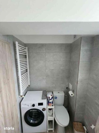 Apartament cu 2 camere decomandat, mobilat în Central