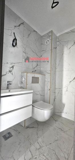 Apartament cu 3 camere decomandat în Sânpetru