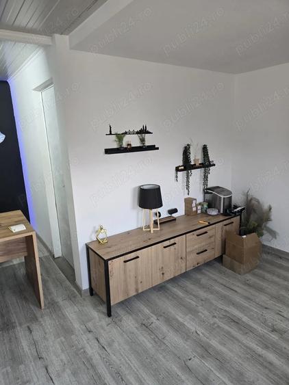 Spațiu comercial, de 10,000 mp, în Central