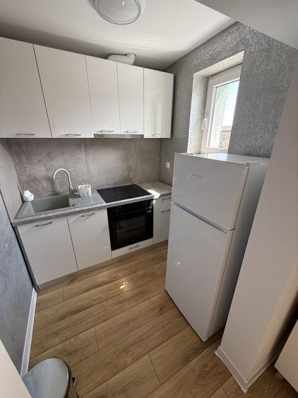 Apartament cu 2 camere semidecomandat în Micro 14