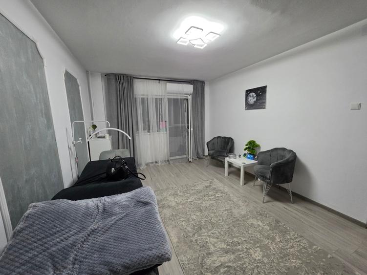 Apartament cu 2 camere decomandat în 1 Decembrie 1918