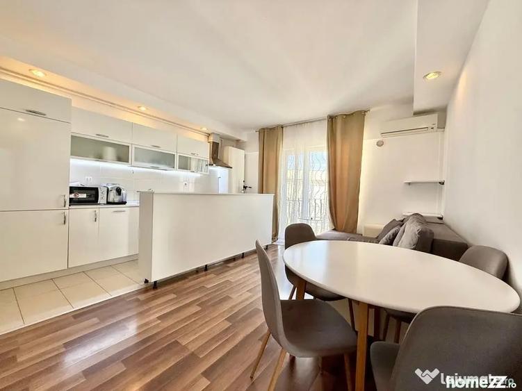 Apartament cu 3 camere semidecomandat în Ștefăneștii de Jos