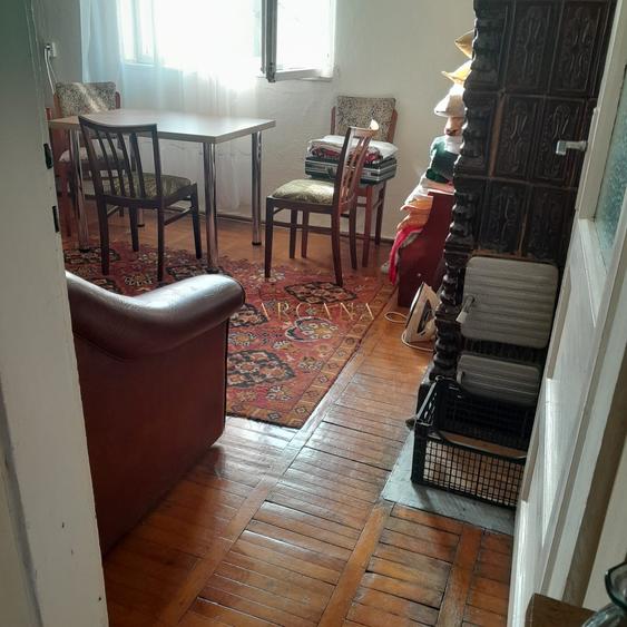 Casă individuală cu 2 camere cu Teren 10126 Mp în Jibou