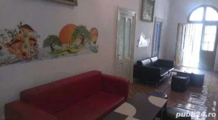 Casă cu 6 camere în Oltenița
