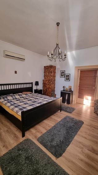 Casă cu 4 camere cu Teren 1500 Mp în Stolnici