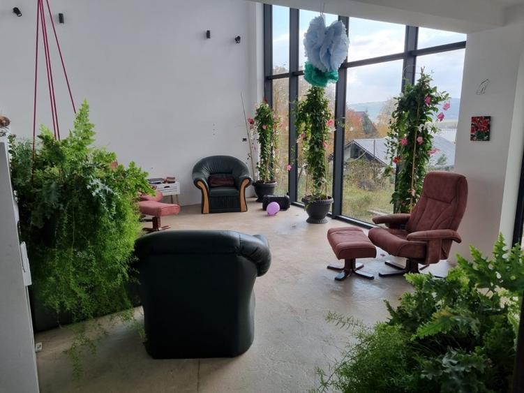 Casă individuală cu 5 camere cu Teren 600 Mp în Valea Lupului