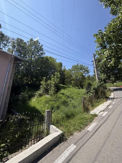 Casă cu 4 camere în Ghioșești