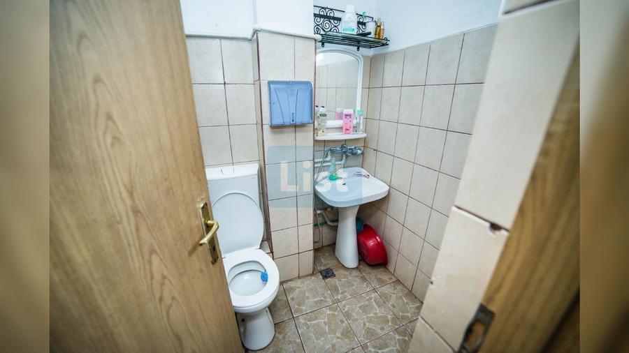 Casă cu 10 camere cu Teren 216 Mp în Turda