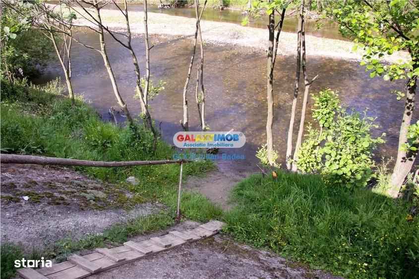 Spațiu comercial, de 360 mp, în Voineasa
