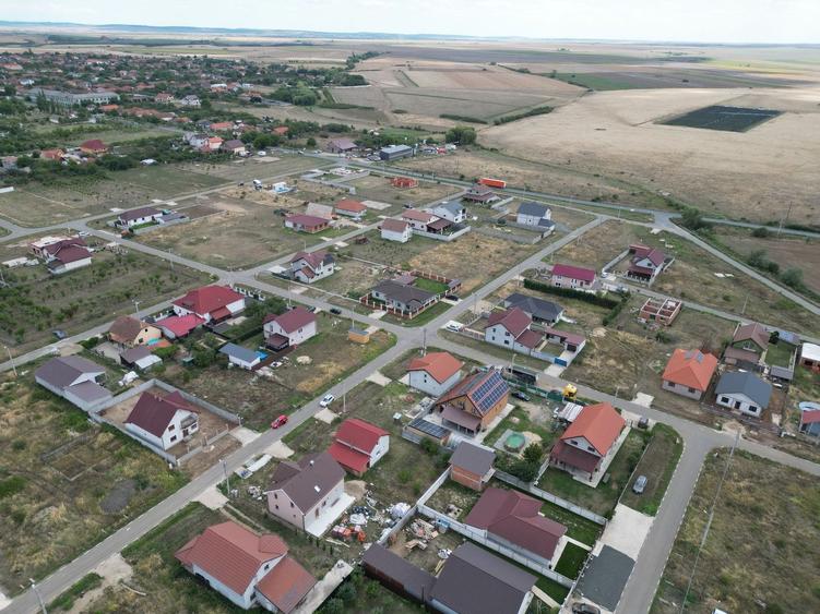 Teren Construcții intravilan de 500 mp, în Frumușeni