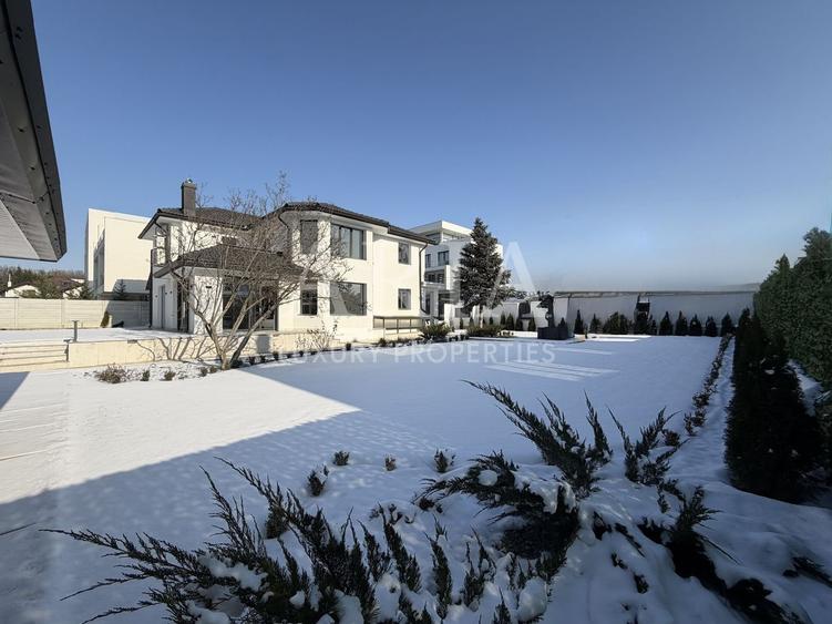 Casă individuală cu 7 camere cu Piscina în Pipera