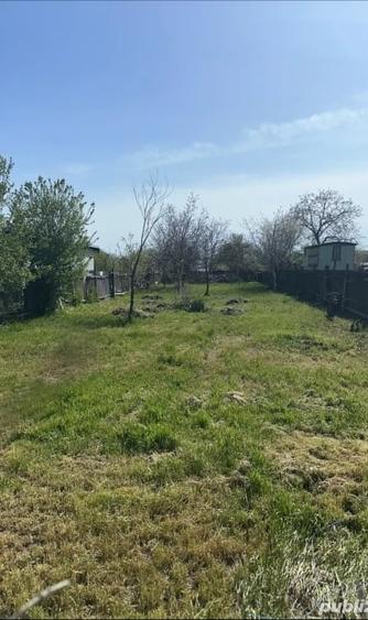 Casă individuală cu 3 camere cu Canalizare în Sud