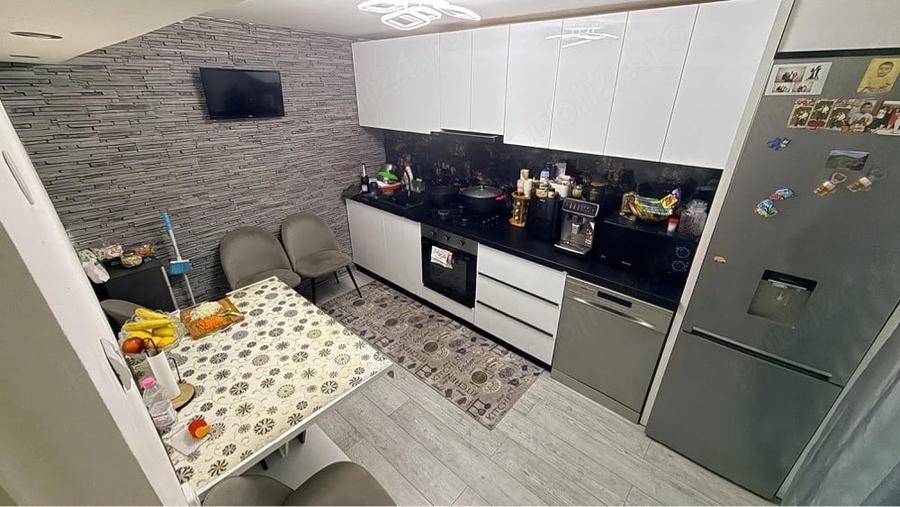 Casă cu 3 camere cu Teren 350 Mp în Exterior Vest