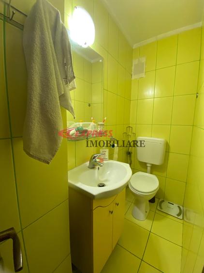 Apartament cu 3 camere decomandat în Dristor
