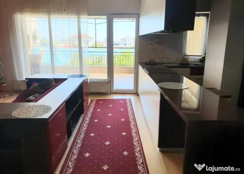 Apartament cu 3 camere decomandat în Zorilor