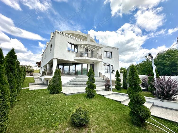 Casă cu 1 camere cu Teren 581 Mp în Central