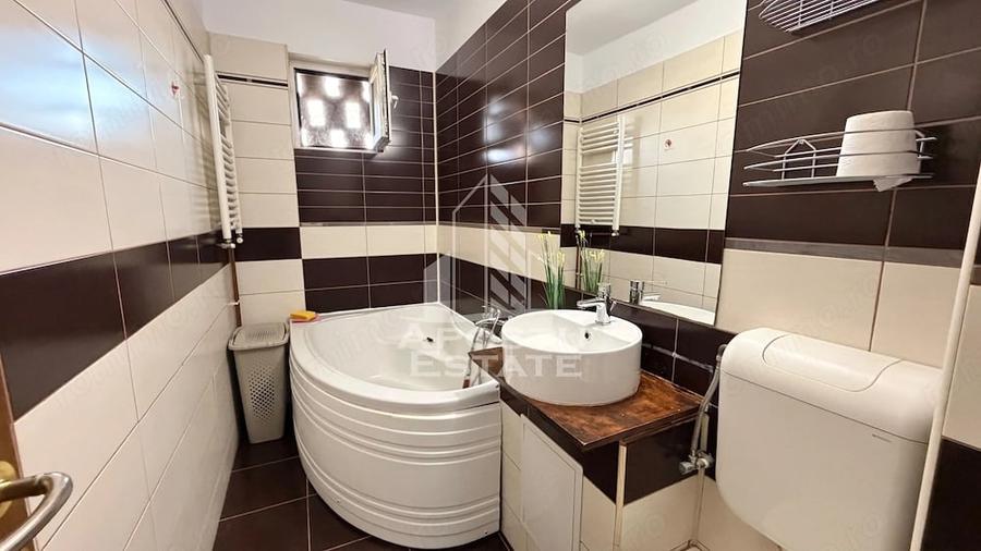 Apartament cu 2 camere nedecomandat în Girocului