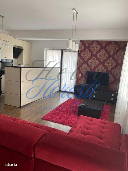 Apartament cu 4 camere semidecomandat, mobilat în Florești