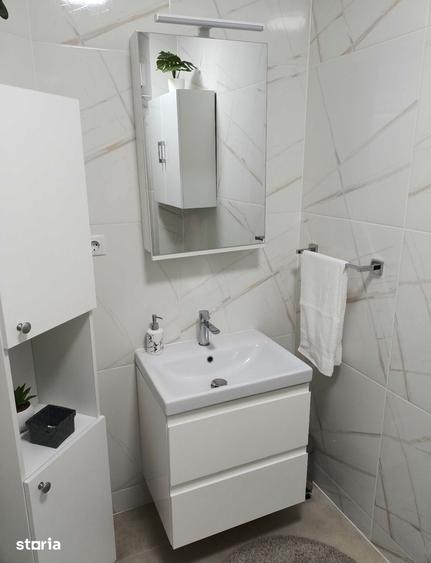 Apartament cu 2 camere semidecomandat în Florești