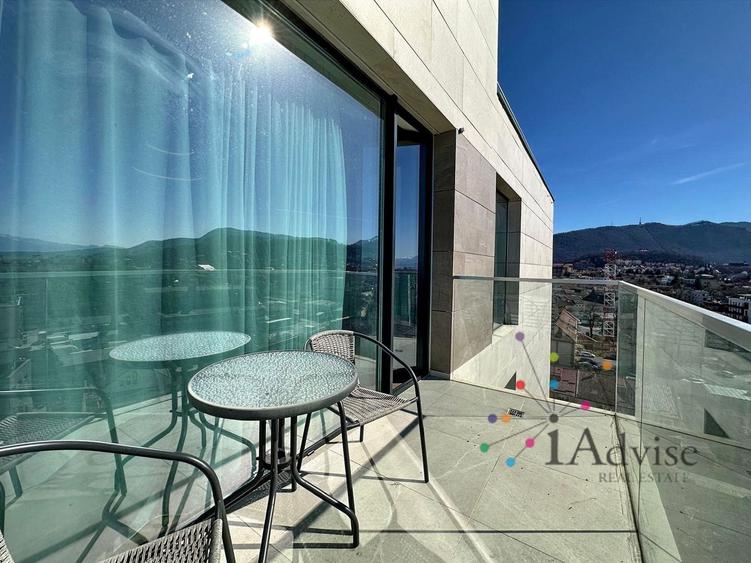 Apartament cu 2 camere decomandat, mobilat în Central