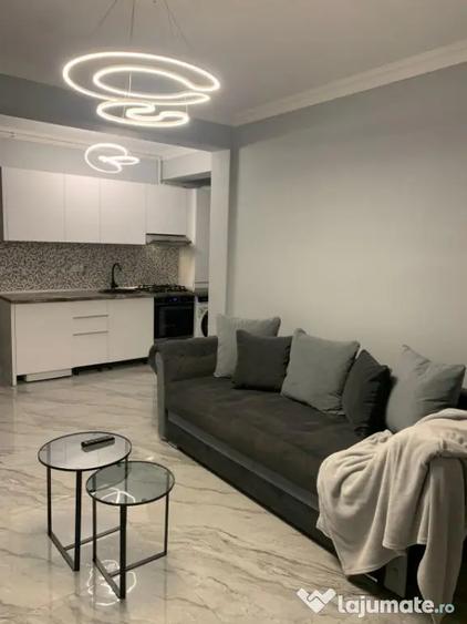 Apartament cu 2 camere semidecomandat în Nord