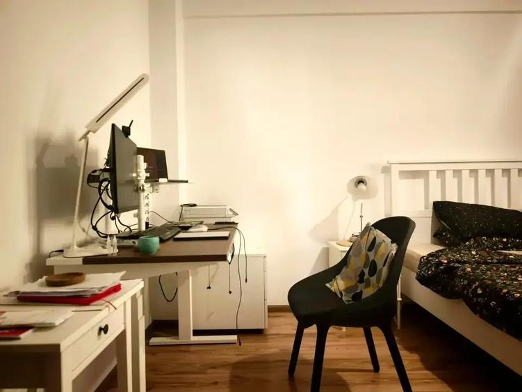 Apartament cu 3 camere decomandat, mobilat în Ozana