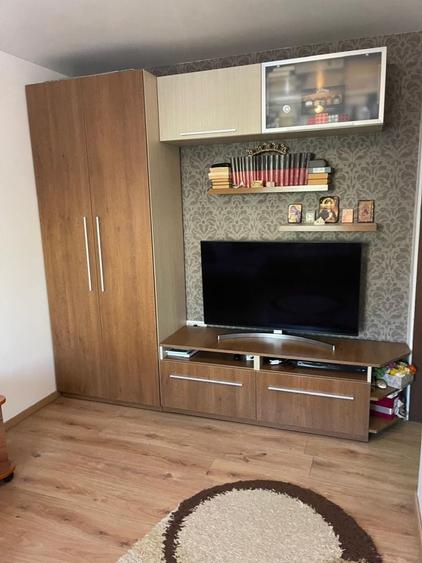 Apartament cu 2 camere decomandat în Trivale