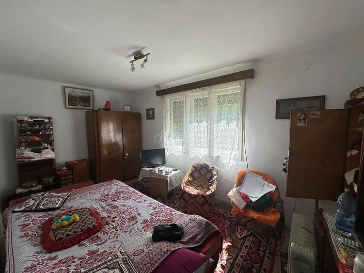 Casă cu 2 camere cu Teren 536 Mp în Central