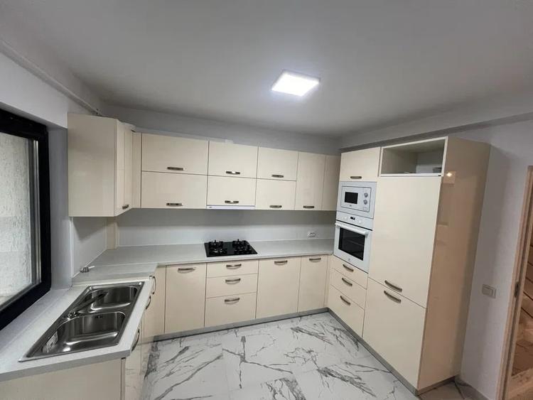 Duplex cu 3 camere cu Canalizare în Bragadiru