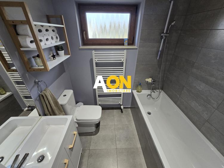 Casă individuală cu 6 camere cu Canalizare în Ciugud