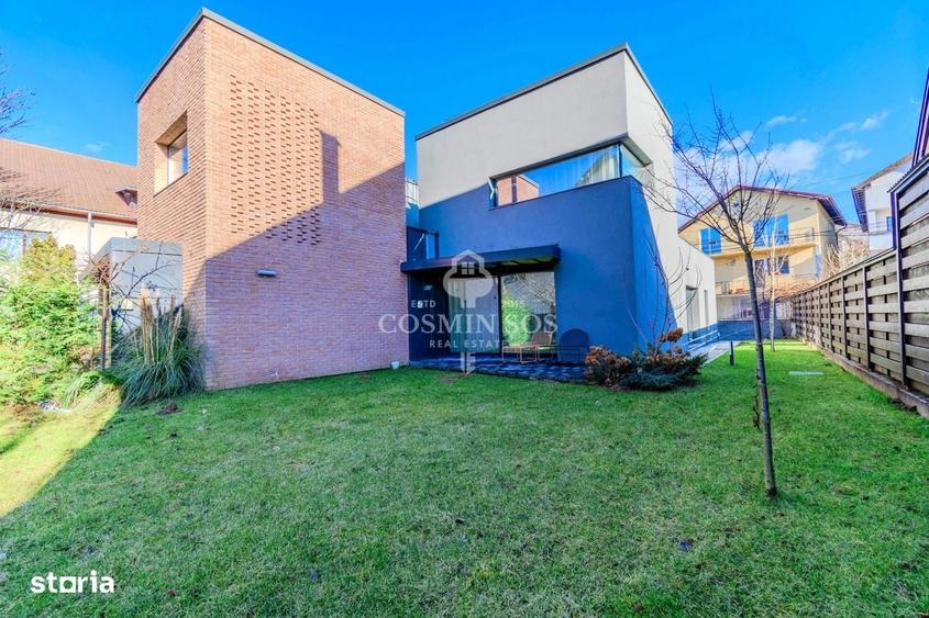 Casă cu 3 camere în Central