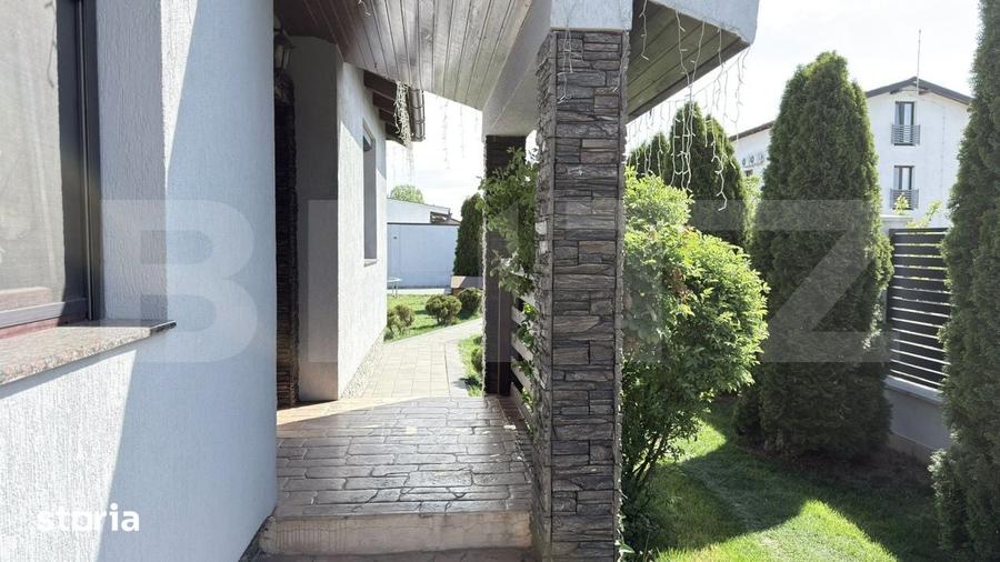 Casă cu 4 camere cu Teren 1105 Mp în Central