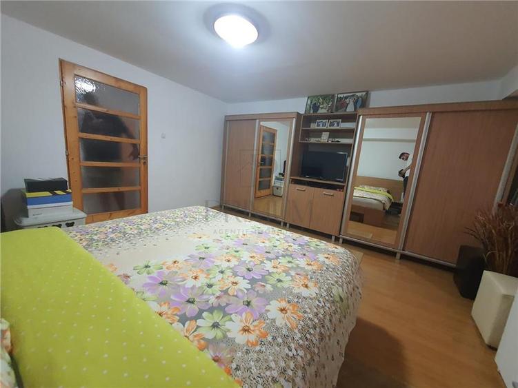Casă individuală cu 5 camere cu Canalizare în Freidorf