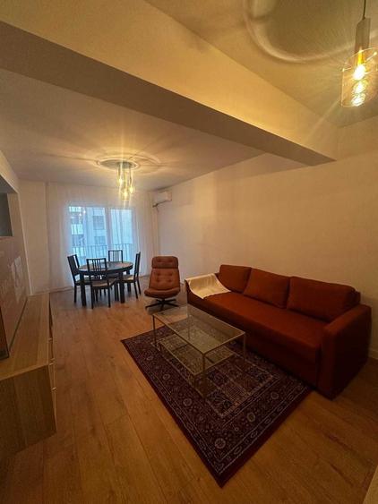 Apartament cu 2 camere decomandat în Cățelu