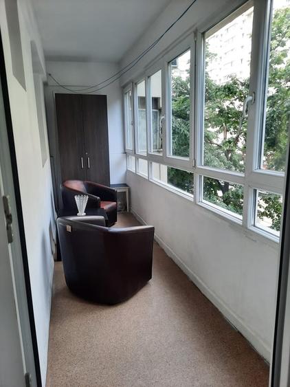 Apartament cu 2 camere semidecomandat în Iancului
