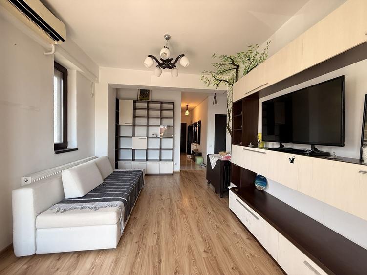 Apartament cu 3 camere decomandat, mobilat în 1 Mai