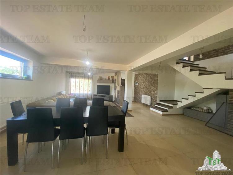 Duplex cu 4 camere cu Teren 1045 Mp în Arsa