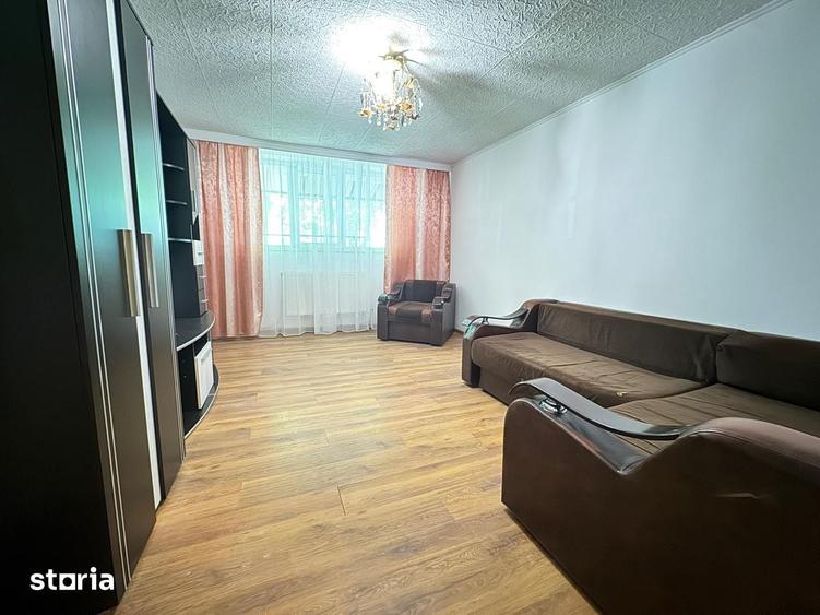 Apartament cu 2 camere decomandat în Republicii