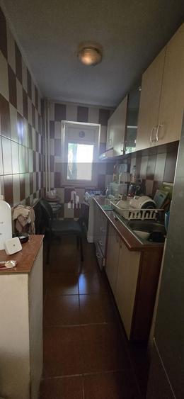 Apartament cu 2 camere semidecomandat, mobilat în Brâncoveanu
